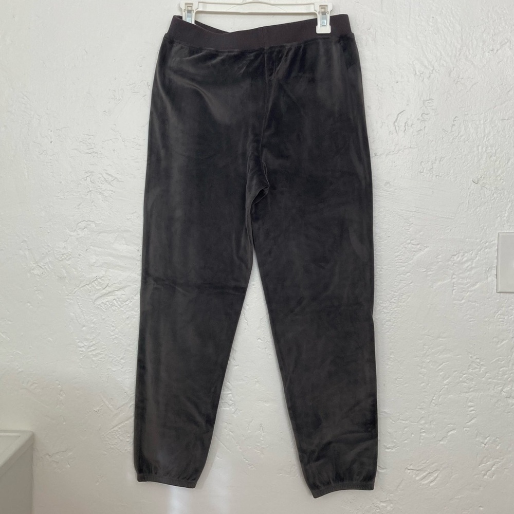 Barefoot Dreams Luxechic Jogger, color Carbon, Size Small - Picture 3 of 6